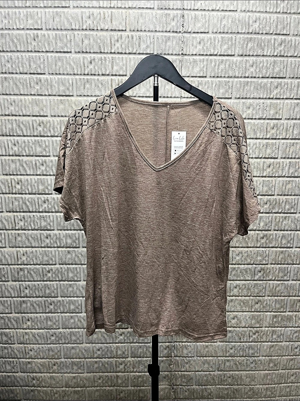Cupshe Tan V-Neck Lace Shoulder Tee Brown XL